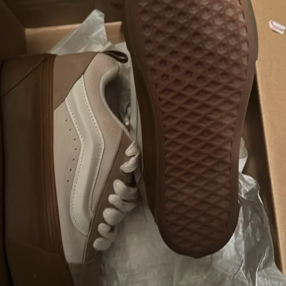 Vans Women's Sneakers in White and Tan - Picture 3 of 3